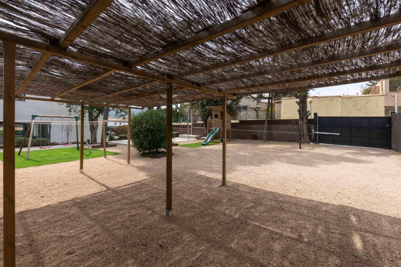 ס'אגארו Naramia Sagaro Villa With Poolgarden10 Pax מראה חיצוני תמונה